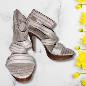 Joan David Leather Sole Heels Size 8.5M
